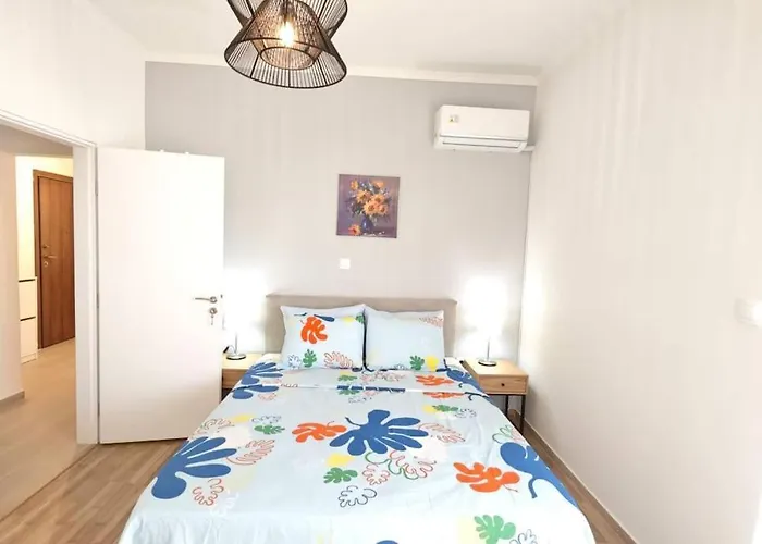 海风书韵 阳光雅居 Breeze Of Books And Sea, Sunlit Elegant Abode